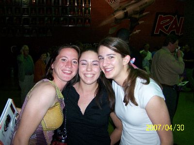 Anna, Dominique, Erin